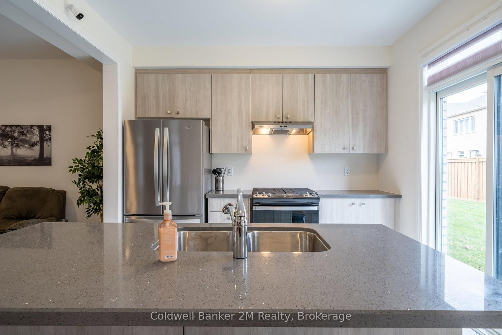 136 Ogston Crescent • Whitby, ON photo 2