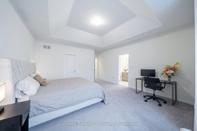136 Ogston Crescent • Whitby, ON photo 9