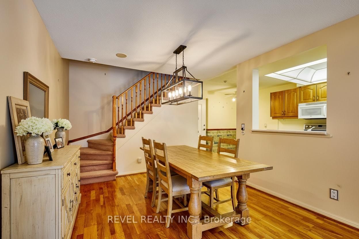 1400 The Esplanade N, Unit 411 - Photo 8