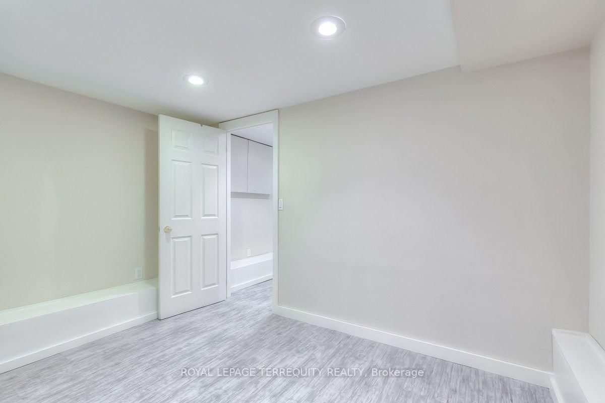 1760 Queen Street E, Unit Bsmt - Photo 11