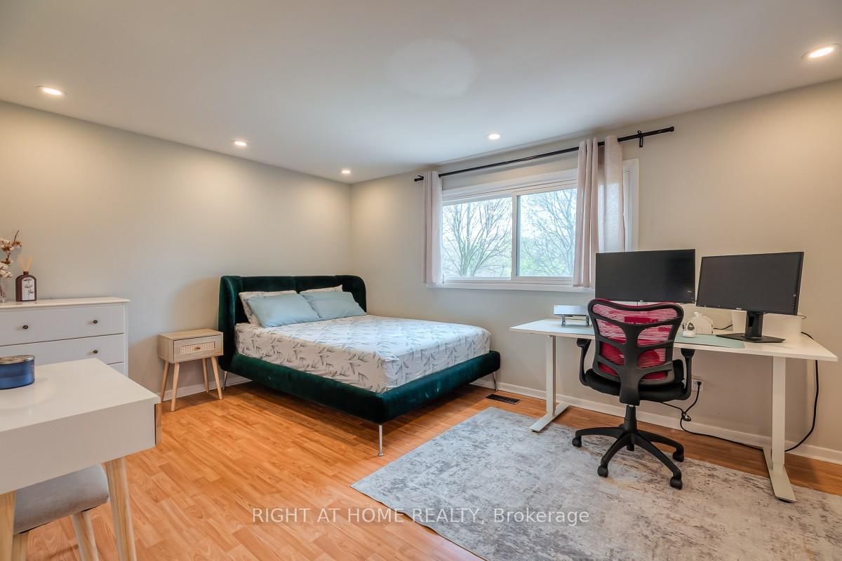 37 McKnight Drive • Toronto, ON photo 18