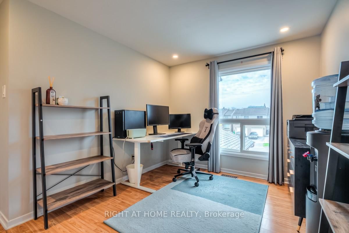37 McKnight Drive • Toronto, ON photo 23