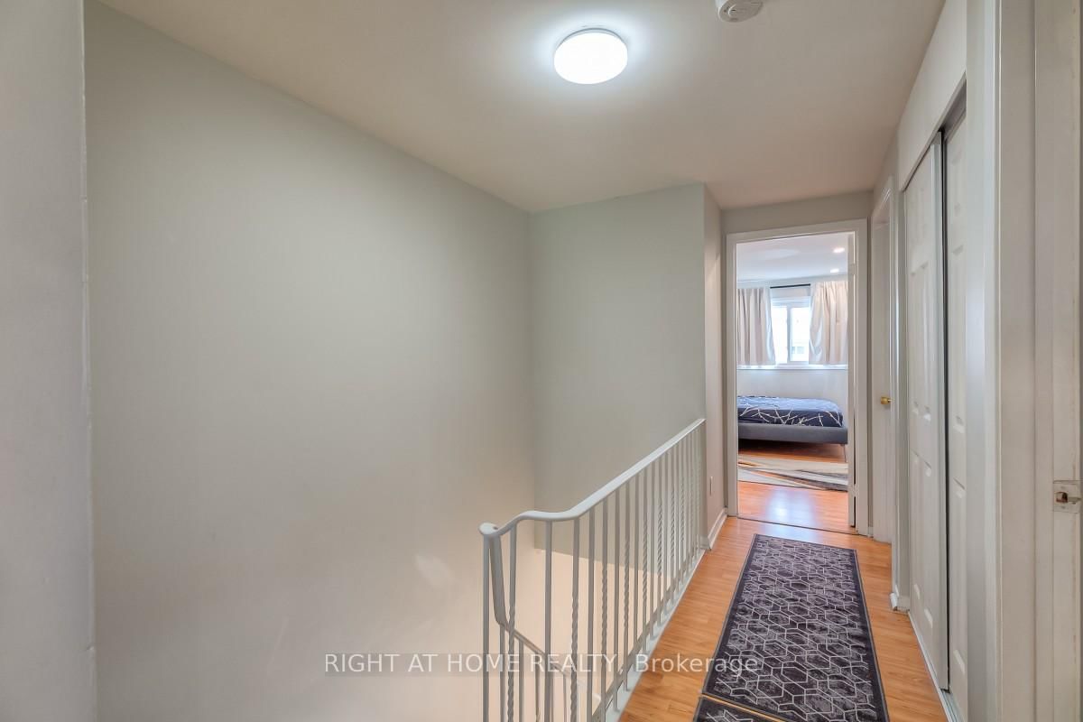 37 McKnight Drive • Toronto, ON photo 28