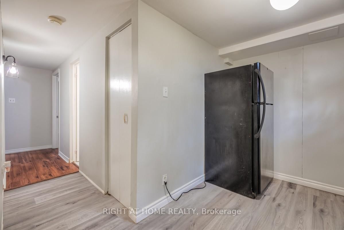 37 McKnight Drive • Toronto, ON photo 33