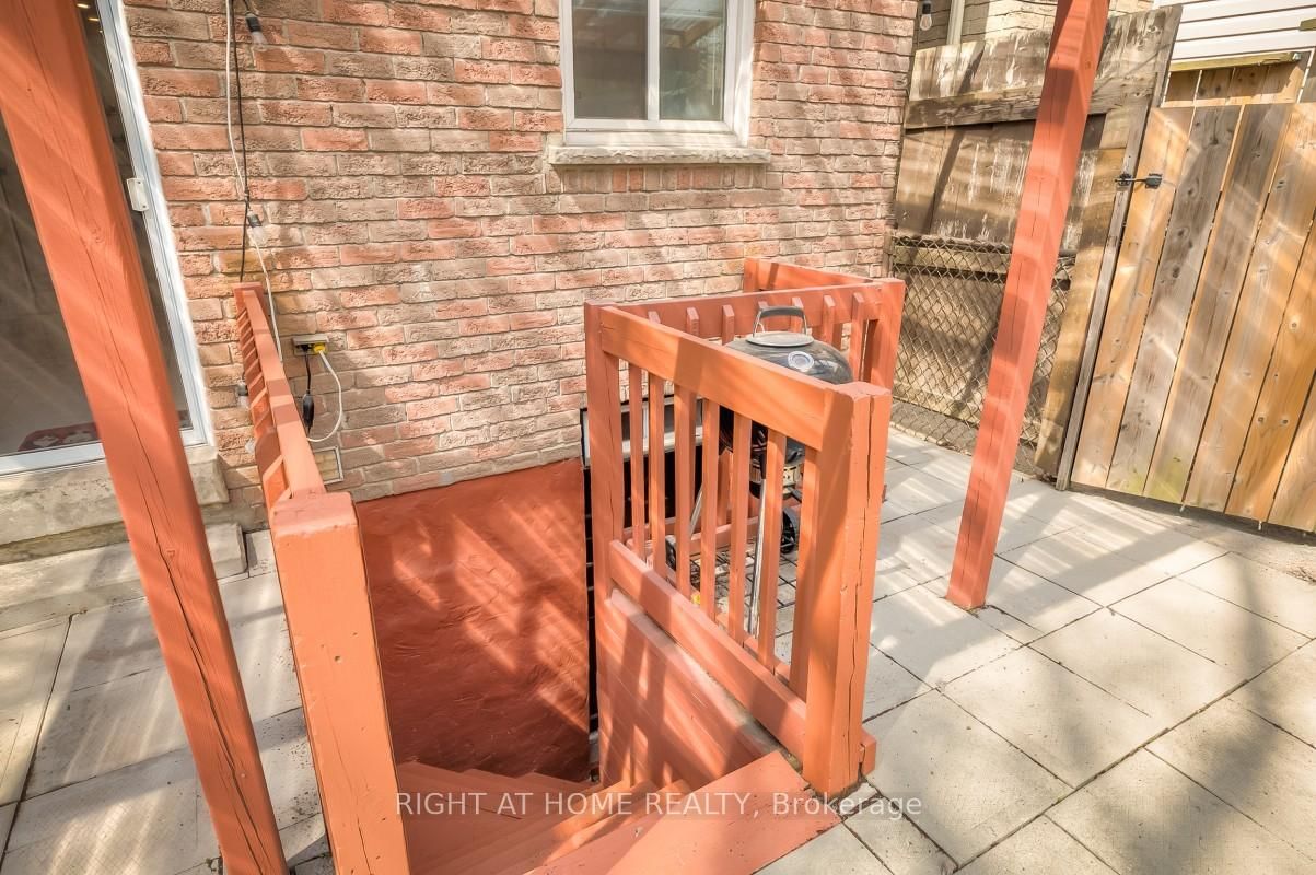 37 McKnight Drive • Toronto, ON photo 40