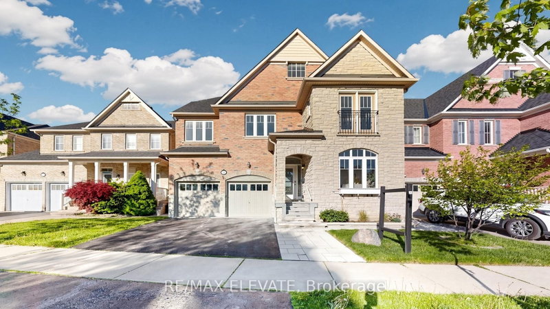 19 Weatherby Avenue