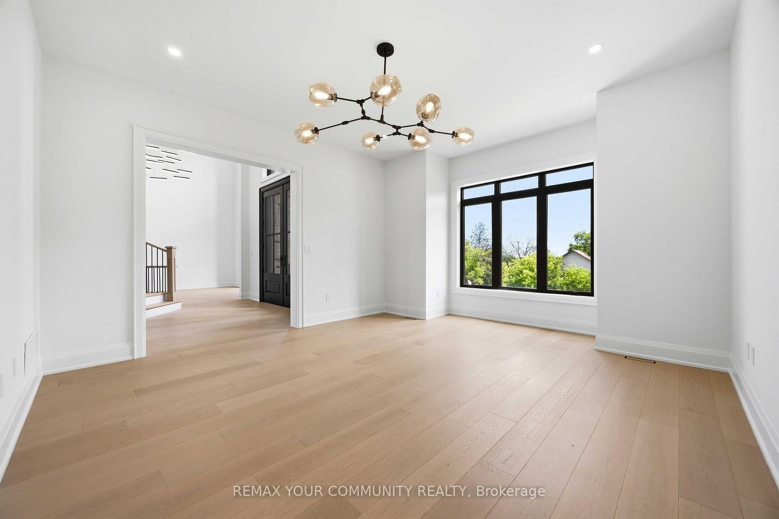 6680 Coronation Rd, Whitby, view 21