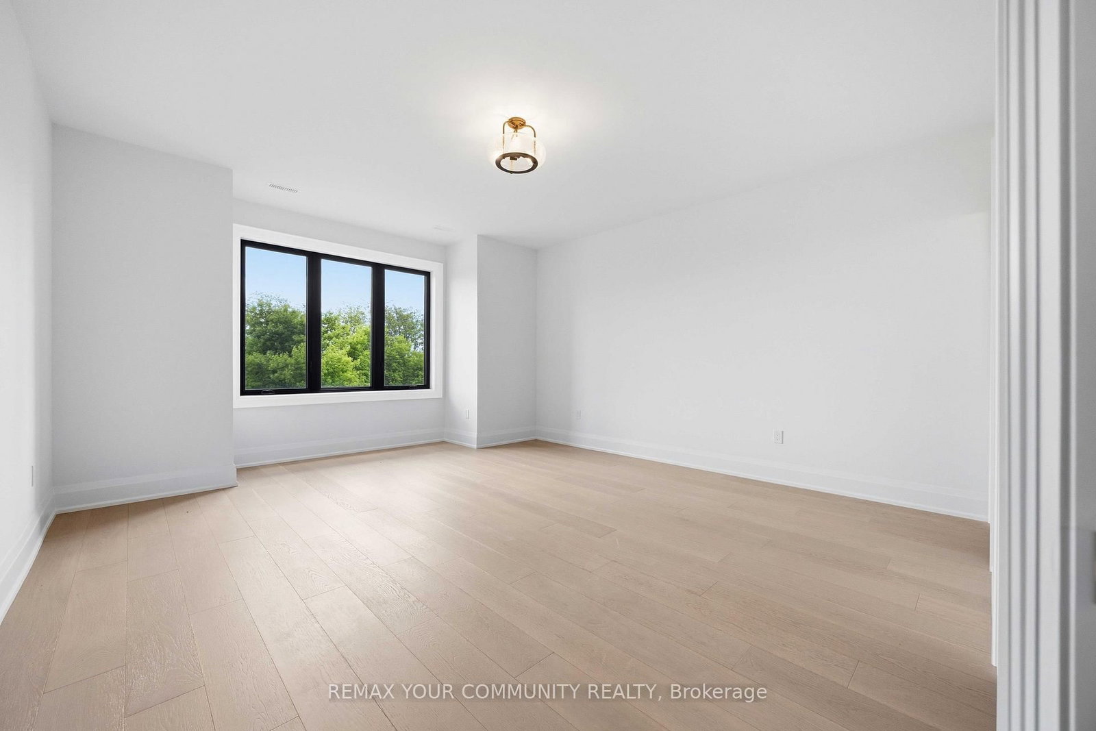6680 Coronation Rd, Whitby, view 28