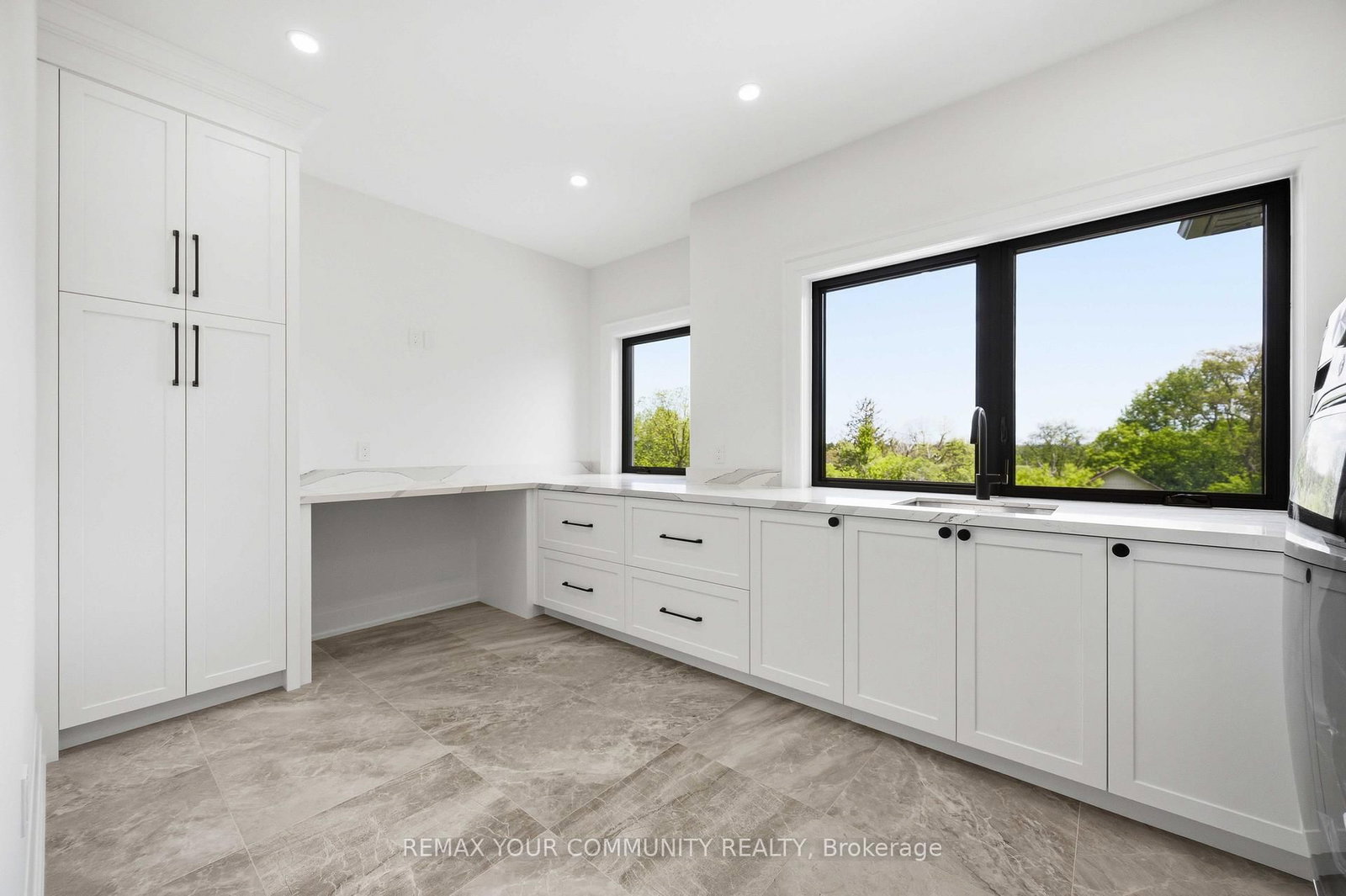 6680 Coronation Rd, Whitby, view 31
