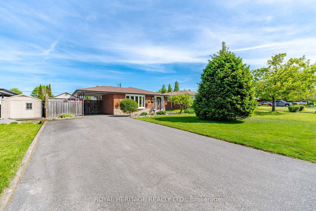 115 Clover Ridge Drive E