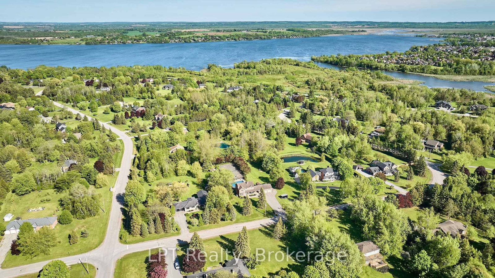 16 Cawkers Cove Road • Scugog, ON photo 2