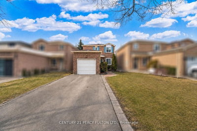Detached House in Central West