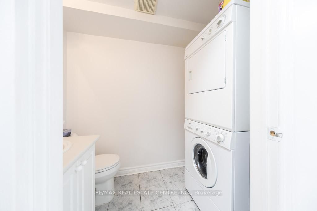 123 Enderby Road • Toronto, ON photo 39