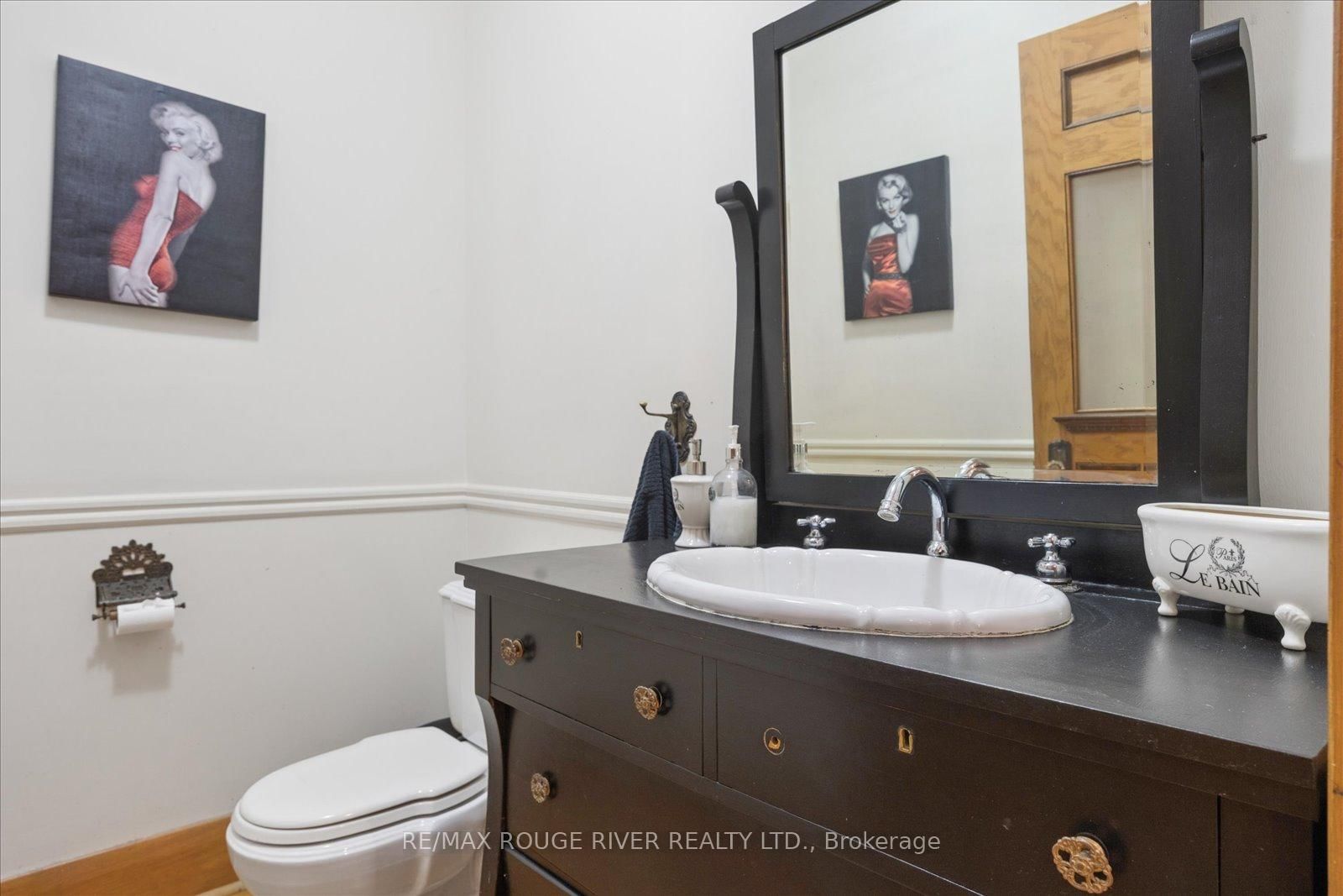 30 Springbank Avenue • Toronto, ON photo 19