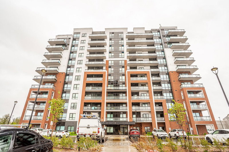 home for lease on 212-55 Clarington Boulevard