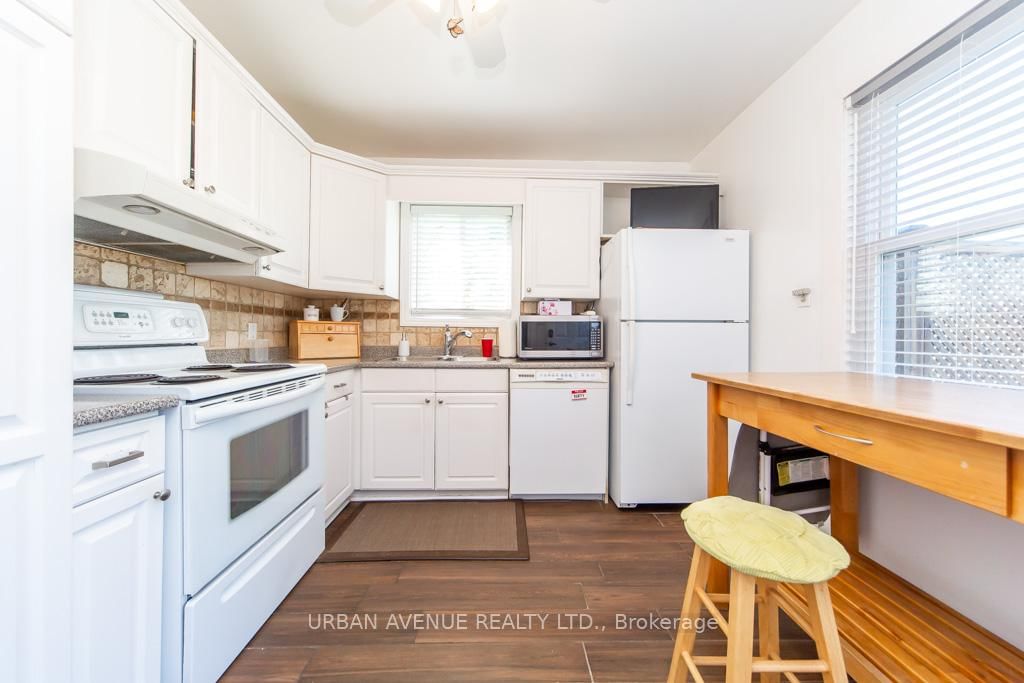136 Tower Drive • Toronto, ON photo 14