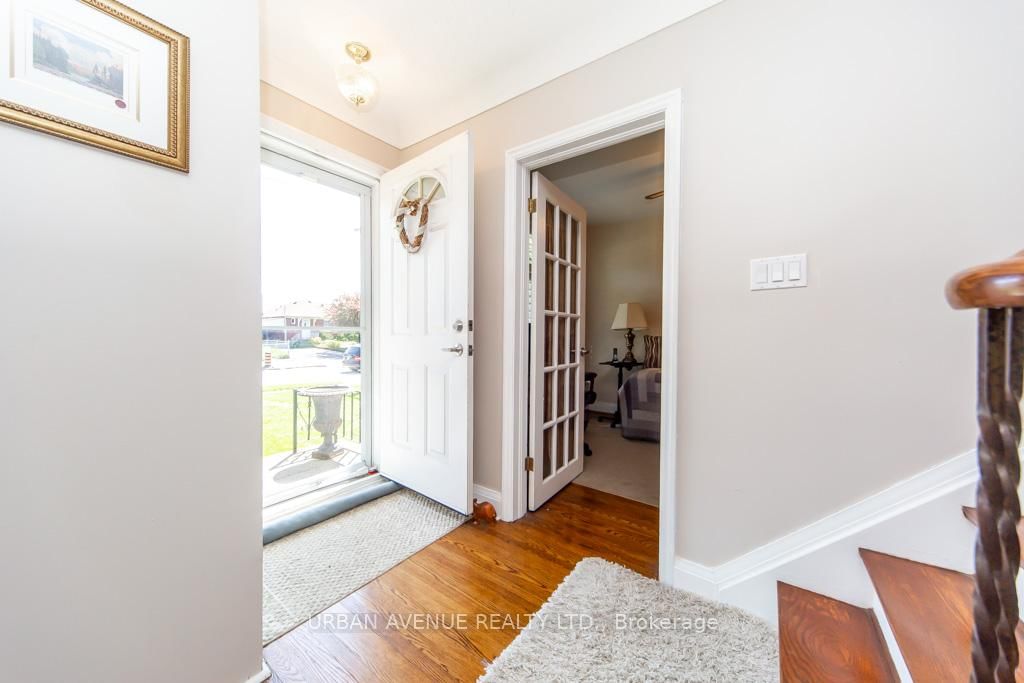 136 Tower Drive • Toronto, ON photo 17