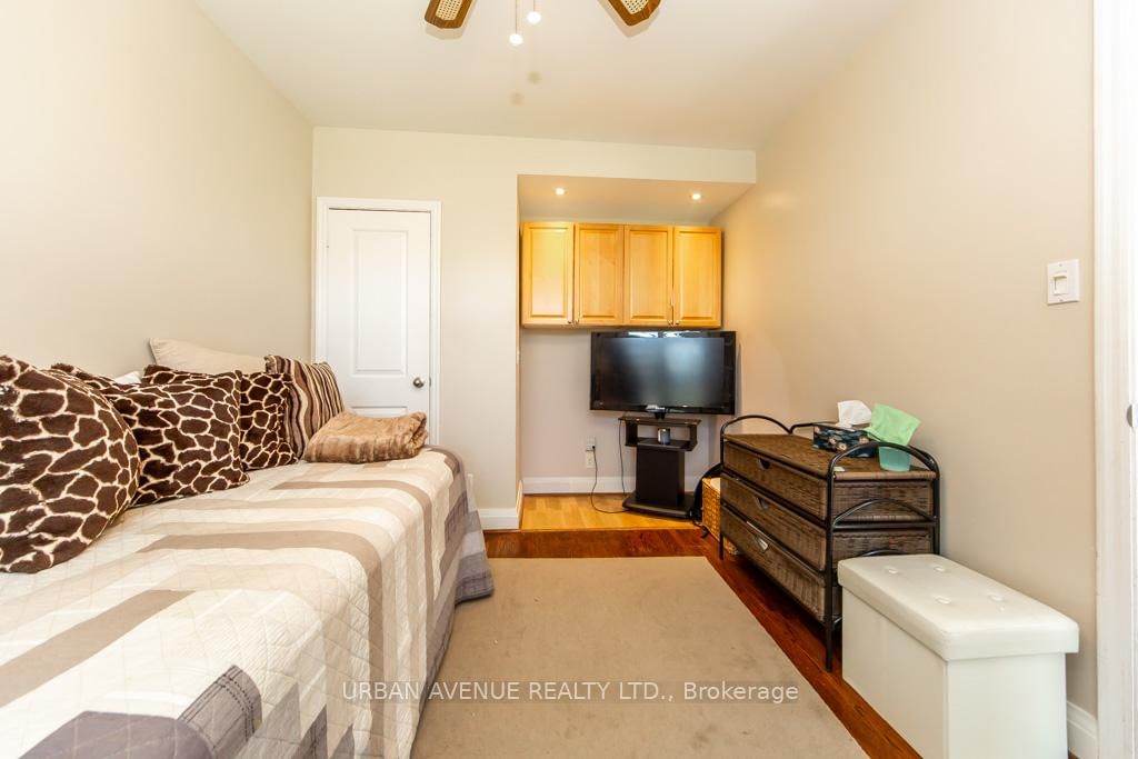 136 Tower Drive • Toronto, ON photo 18