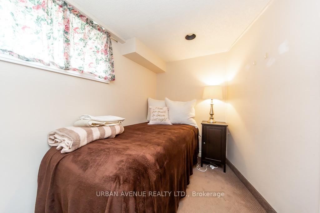 136 Tower Drive • Toronto, ON photo 36