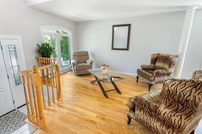 195 Ryerson Crescent • Oshawa, ON photo 6