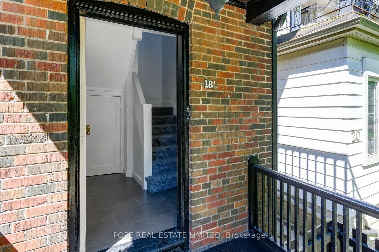 18 Edgewood Avenue, Toronto, ON, photo 5