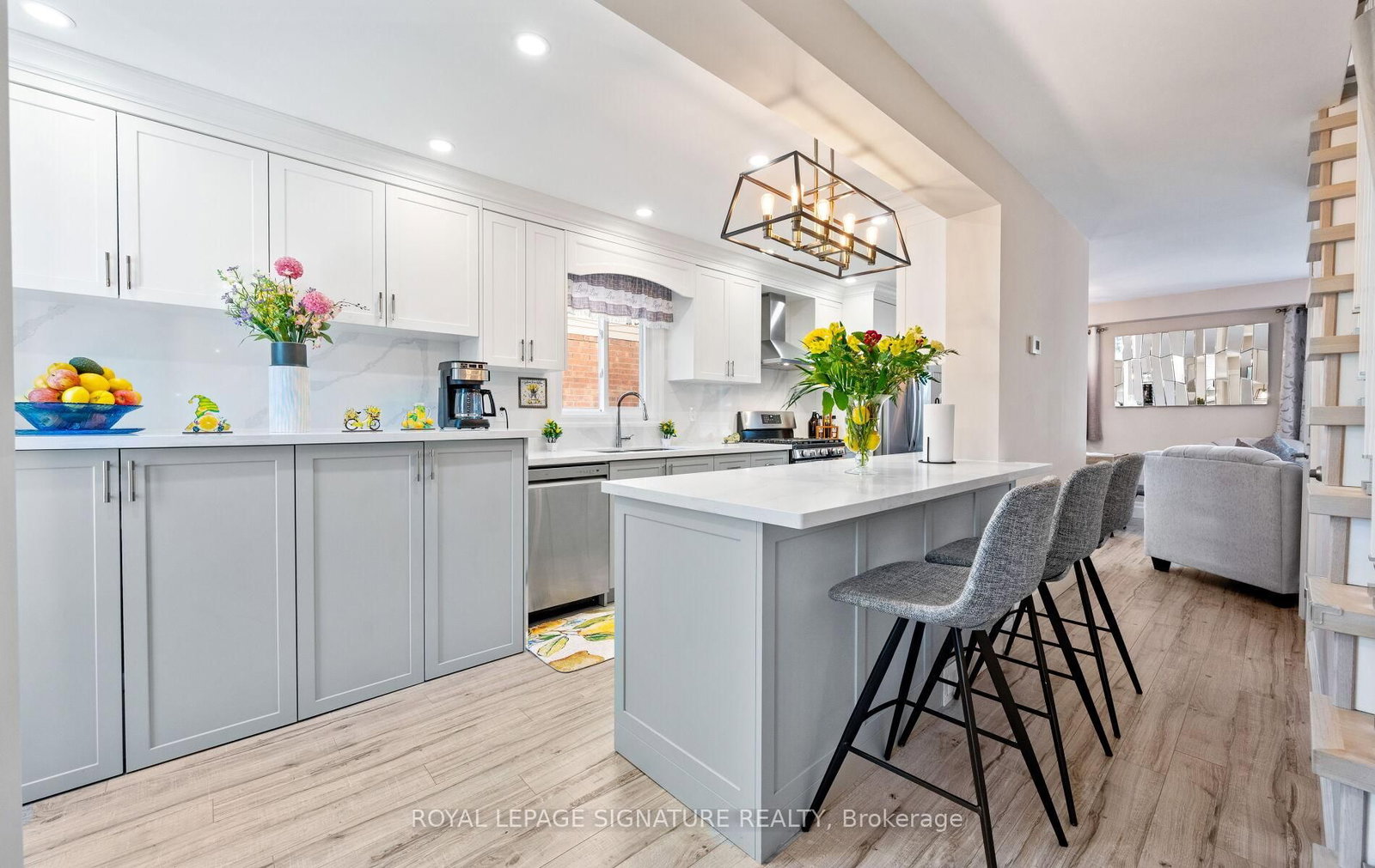 12 Hewitt Crescent • Ajax, ON photo 5
