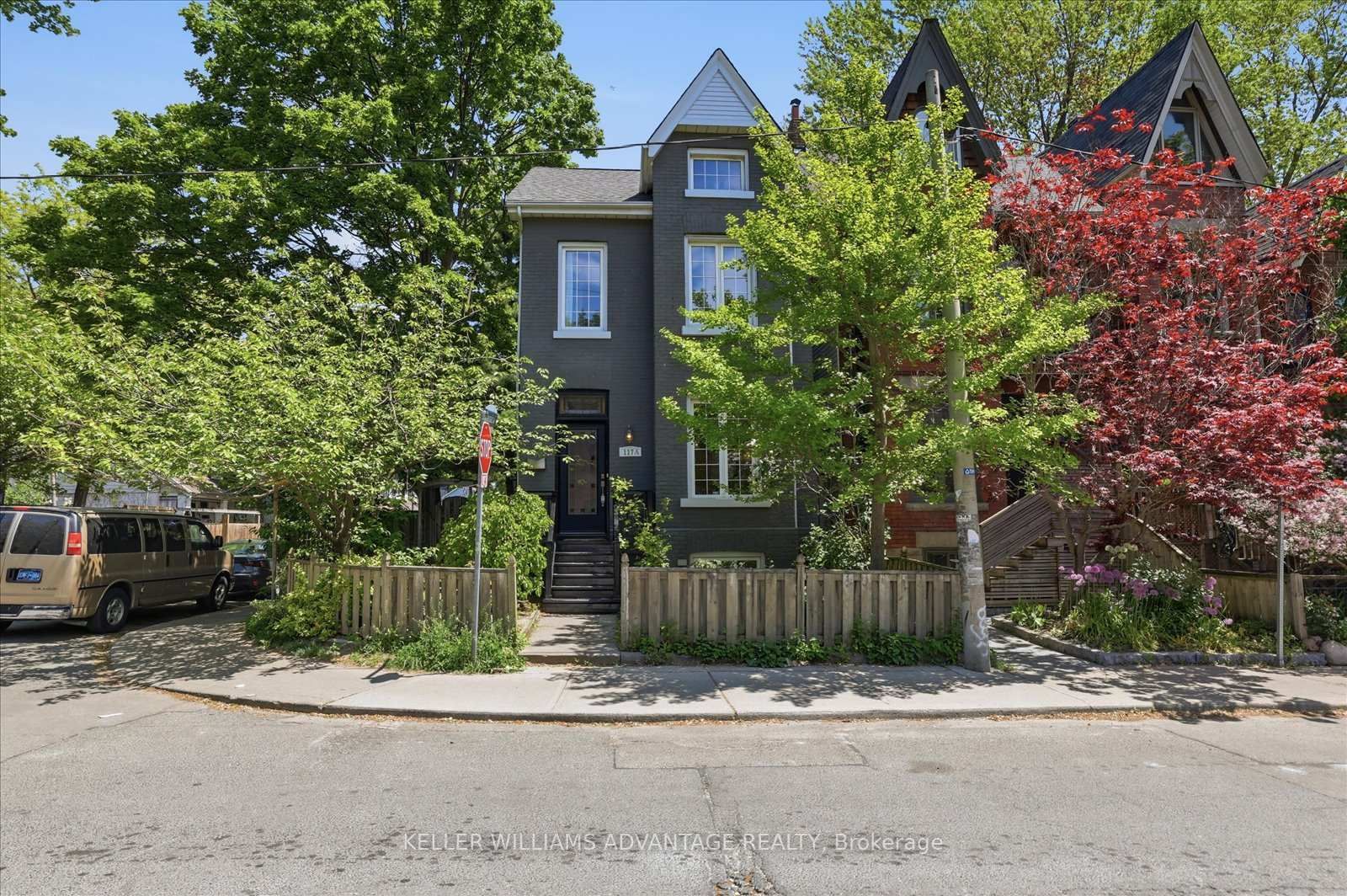 Listing Image 1