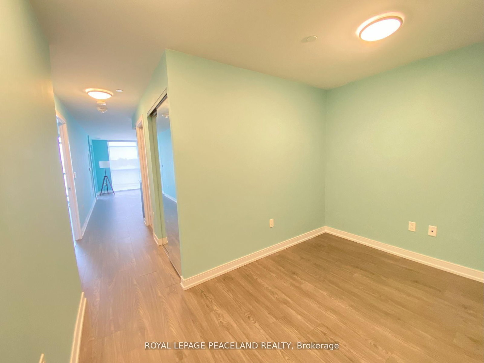 410-225 Village Green Square, Toronto, ON, photo 5