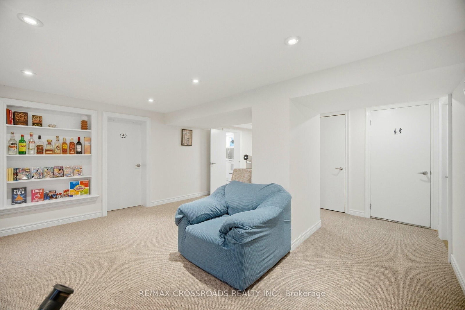 18 Adanac Drive • Toronto, ON photo 37