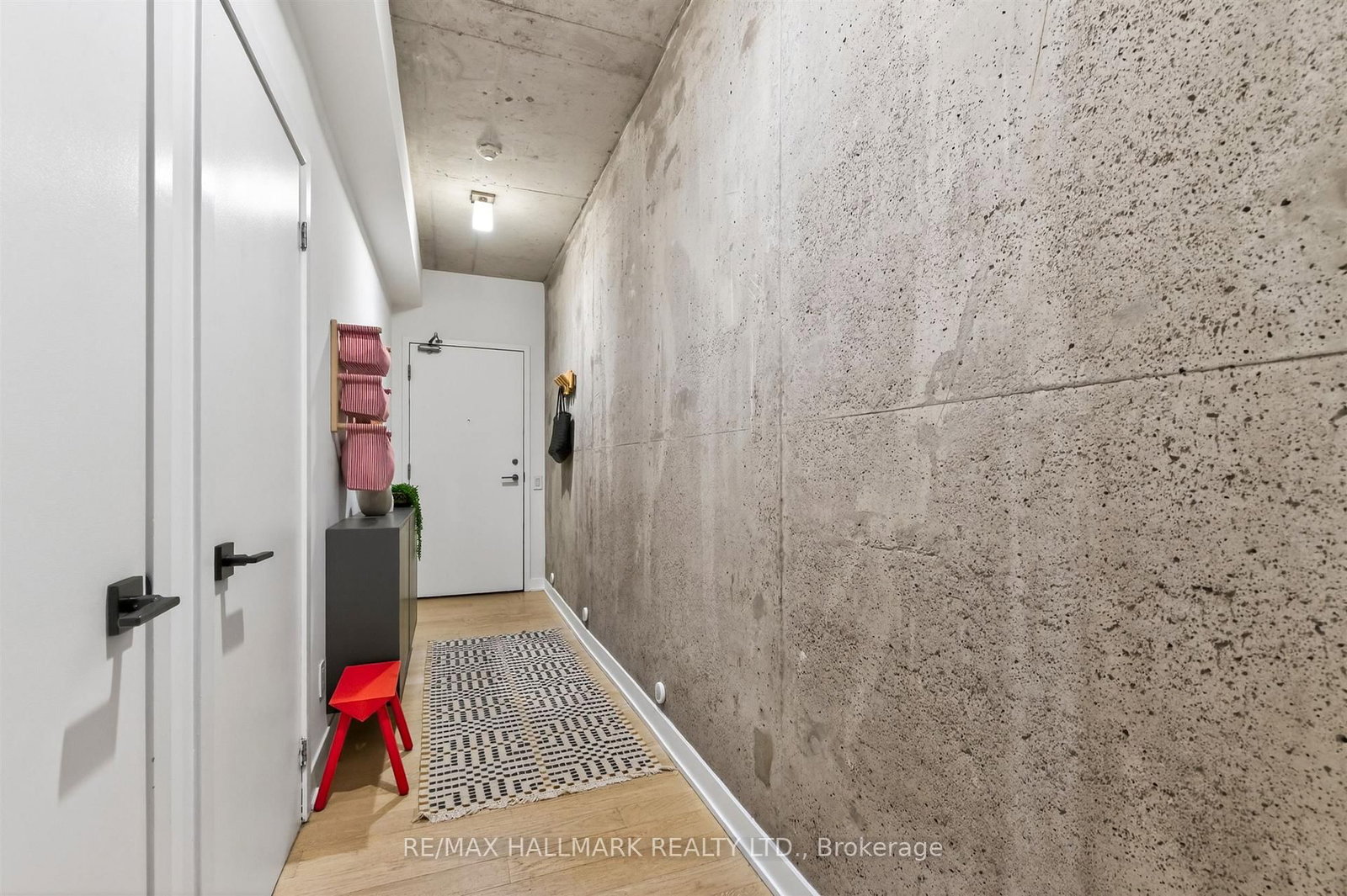 319 Carlaw Avenue, Unit 508 - Photo 28