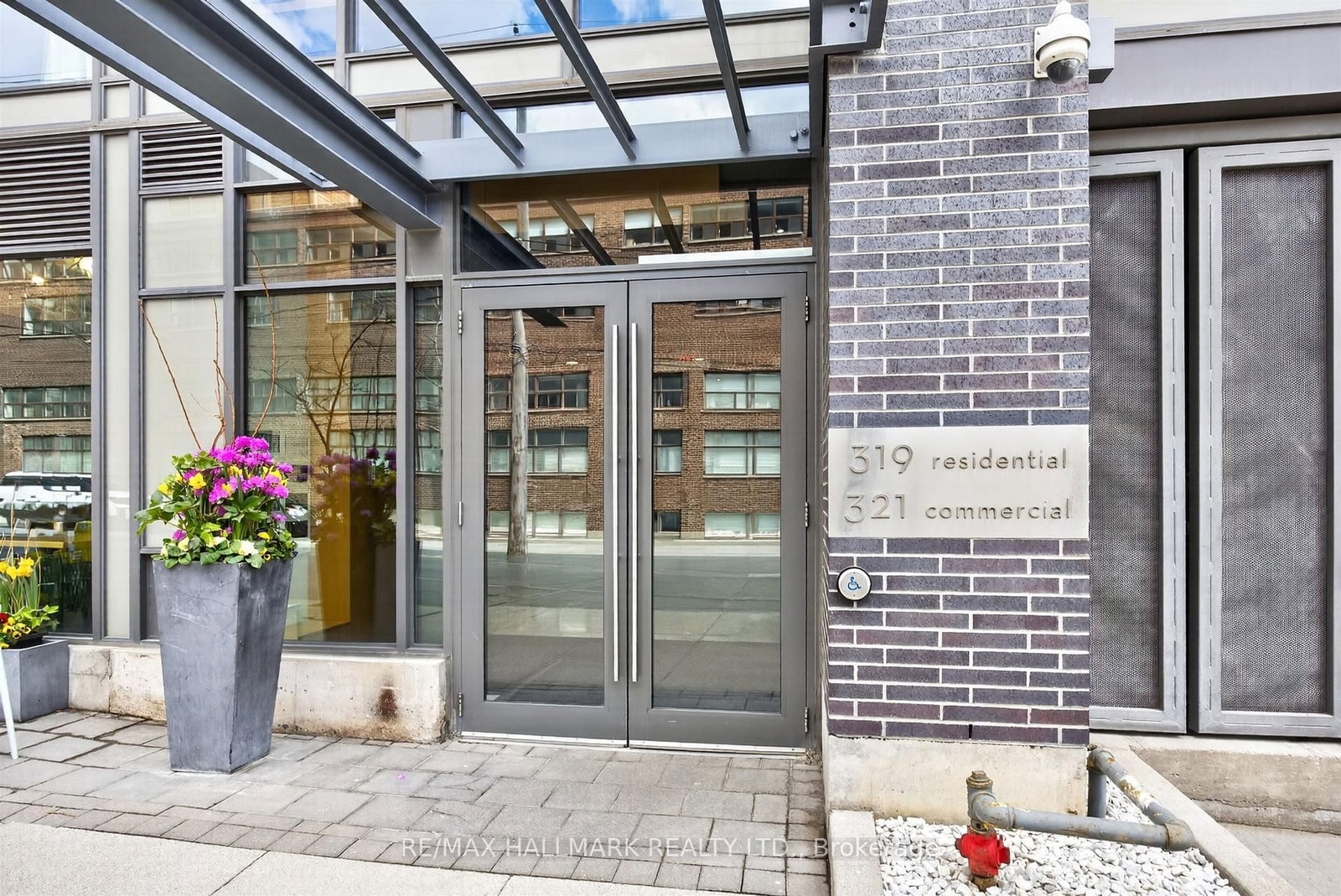 319 Carlaw Avenue, Unit 508 - Photo 47