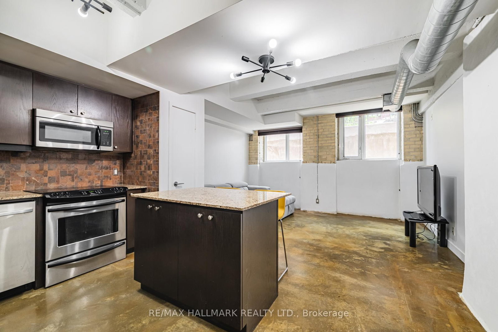 L06-201 Carlaw Avenue, Toronto, ON, photo 2
