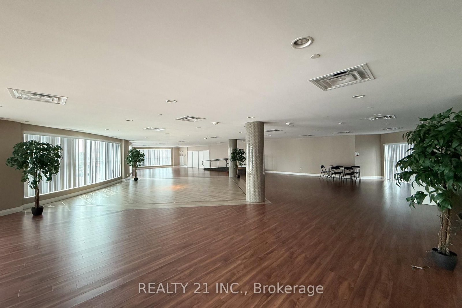 2152 Lawrence Avenue E, Unit 1203 - Photo 22