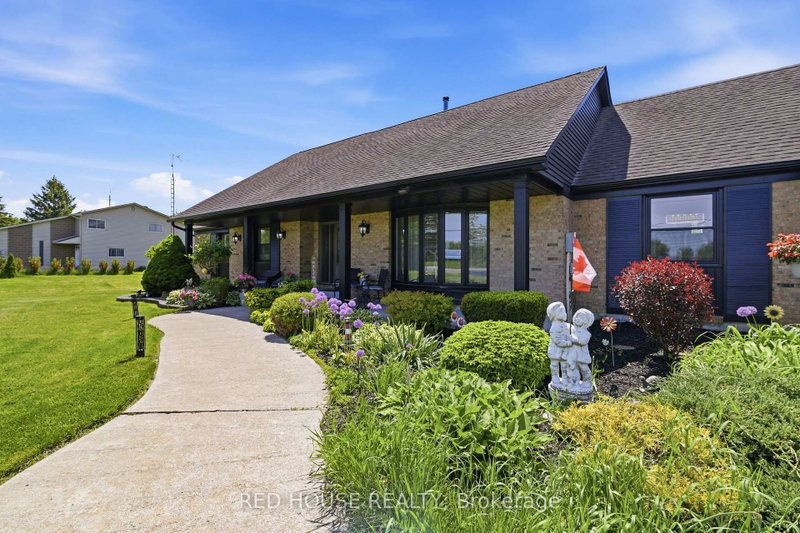 875 Brawley Road W