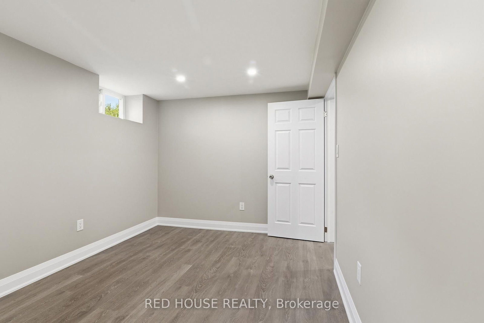 875 Brawley Rd, Whitby, view 36