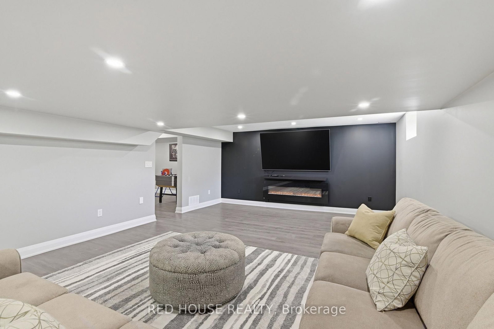 875 Brawley Rd, Whitby, view 38
