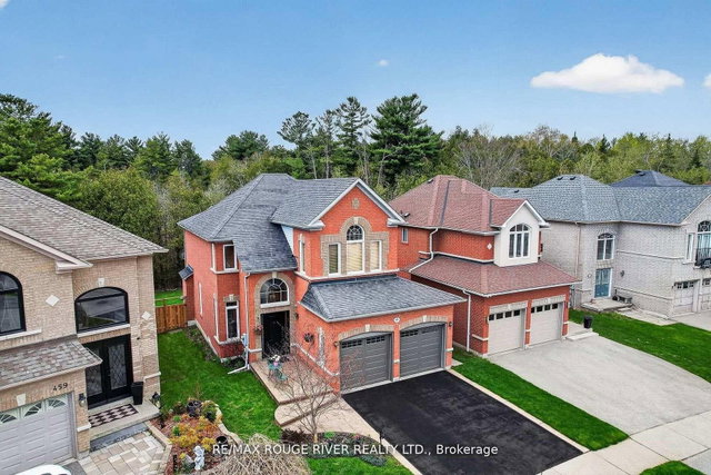 461 Summerpark Crescent
