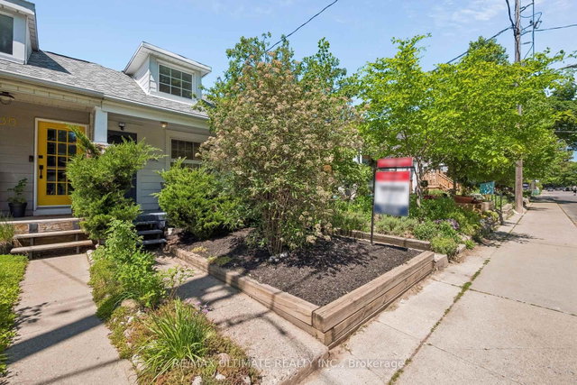 132 Hanson Street