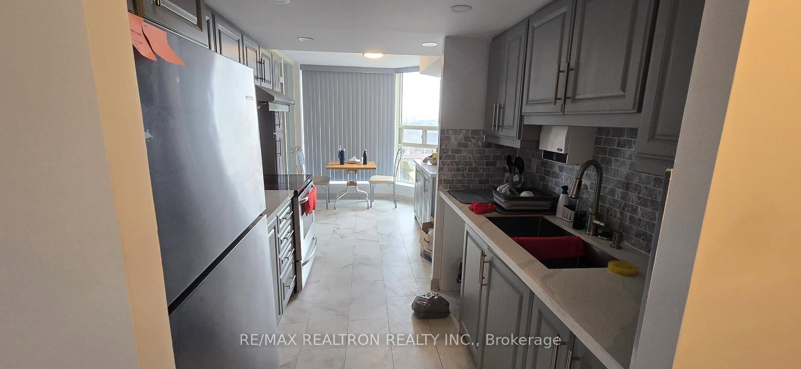 2466 Eglinton Avenue E • #806 • Toronto, ON photo 16