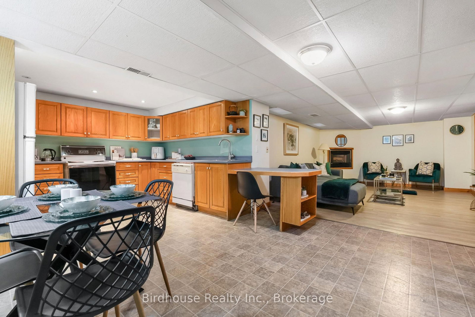 96 Foster Creek Drive • Clarington, ON photo 23