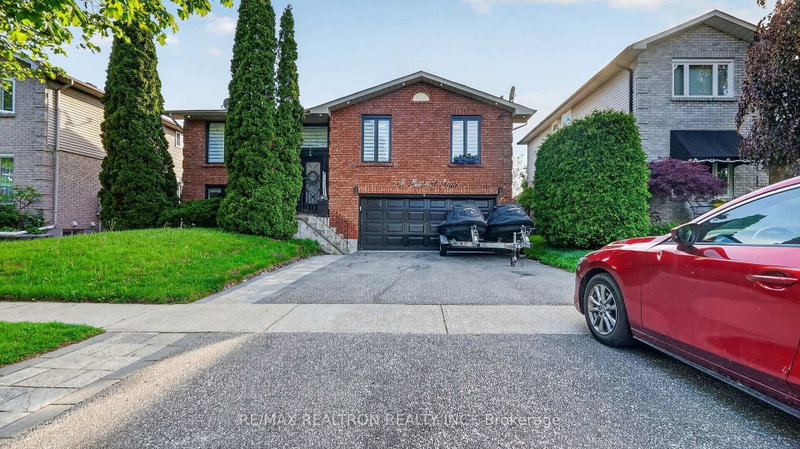 57 Foxhunt Tr, Clarington, Ontario