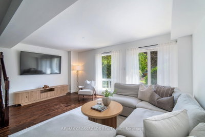 3-bed Townhouse, Condo · 35 Torr Lane