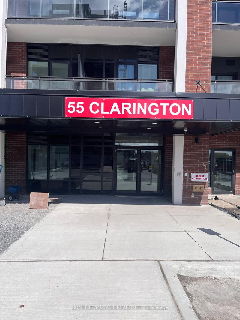 home for lease on 809-55 Clarington Boulevard