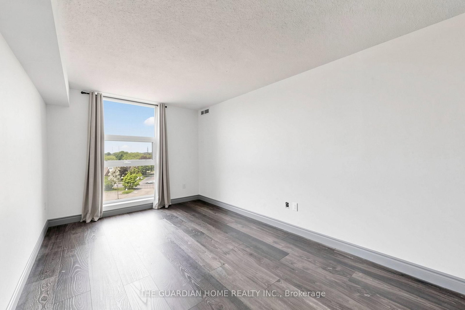 10 Dean Park Road • #518 • Toronto, ON photo 18