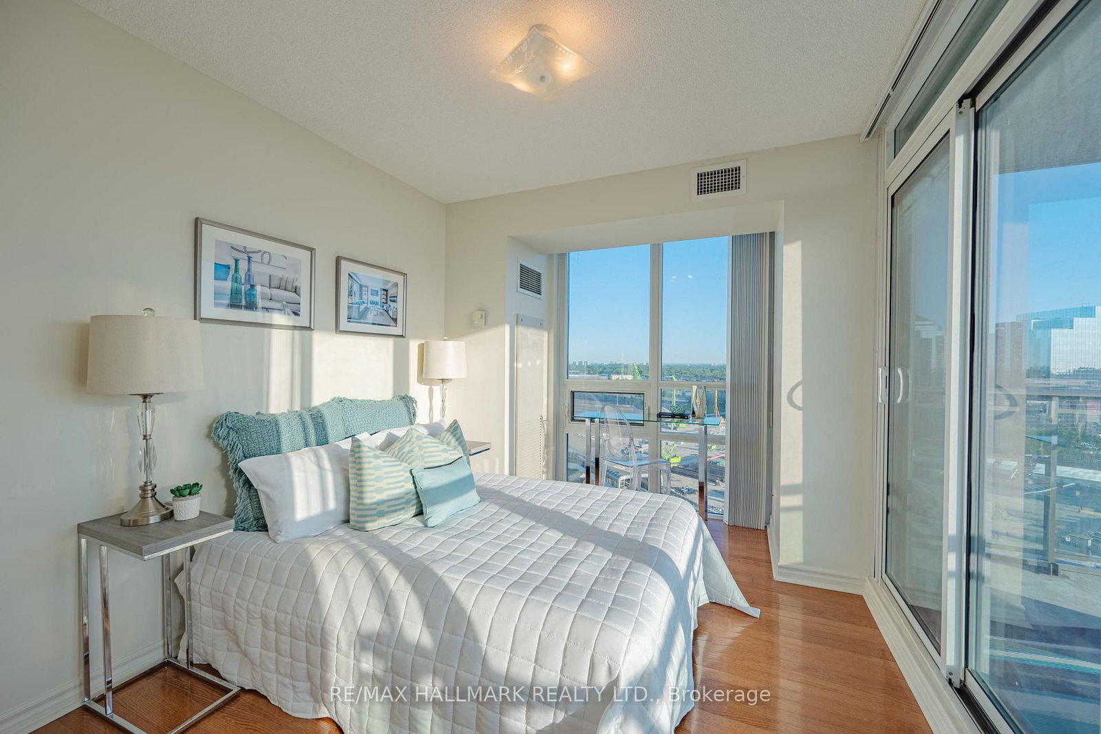88 Grangeway Avenue • #1705 • Toronto, ON photo 18