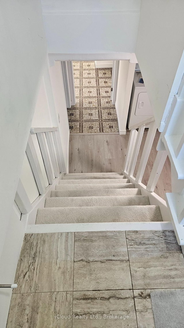 Bsmnt - 111 Bexhill Avenue