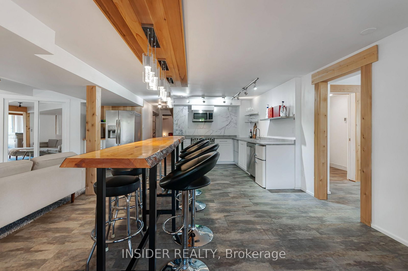 130 Roseborough Drive • Scugog, ON photo 15