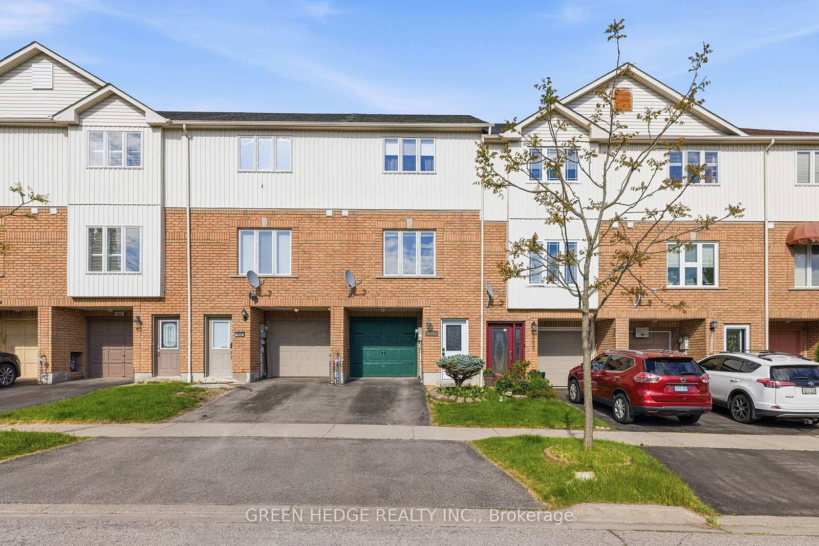 1557 Hummingbird Court • Pickering, ON photo 1