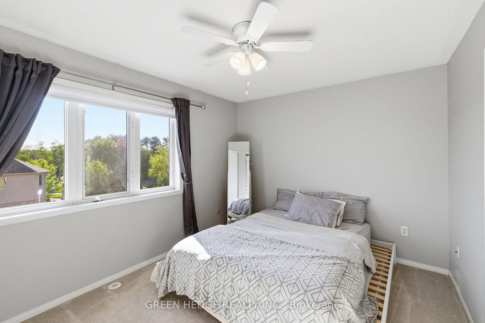 1557 Hummingbird Court • Pickering, ON photo 17