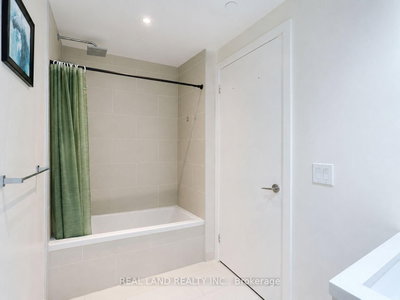 Unit 303 — 246 Logan Avenue — photo 6